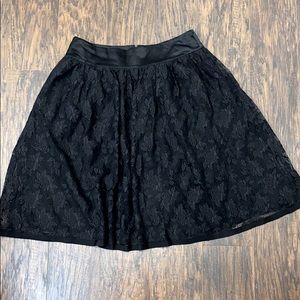 DKNY black lace size 6 skirt